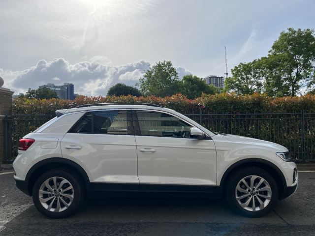 2024 (73) Volkswagen T-Roc 1.5 TSI Life SUV 5dr Petrol DSG Euro 6 (s/s) (150 ps)